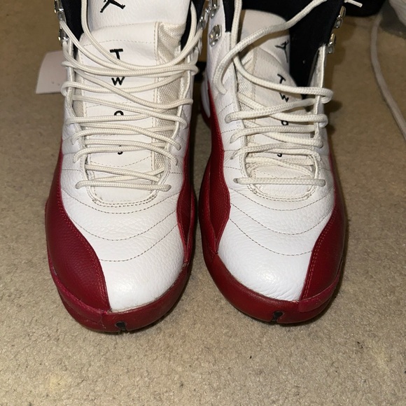 Jordan Retro 12 cherry red Sneakers - White & Red